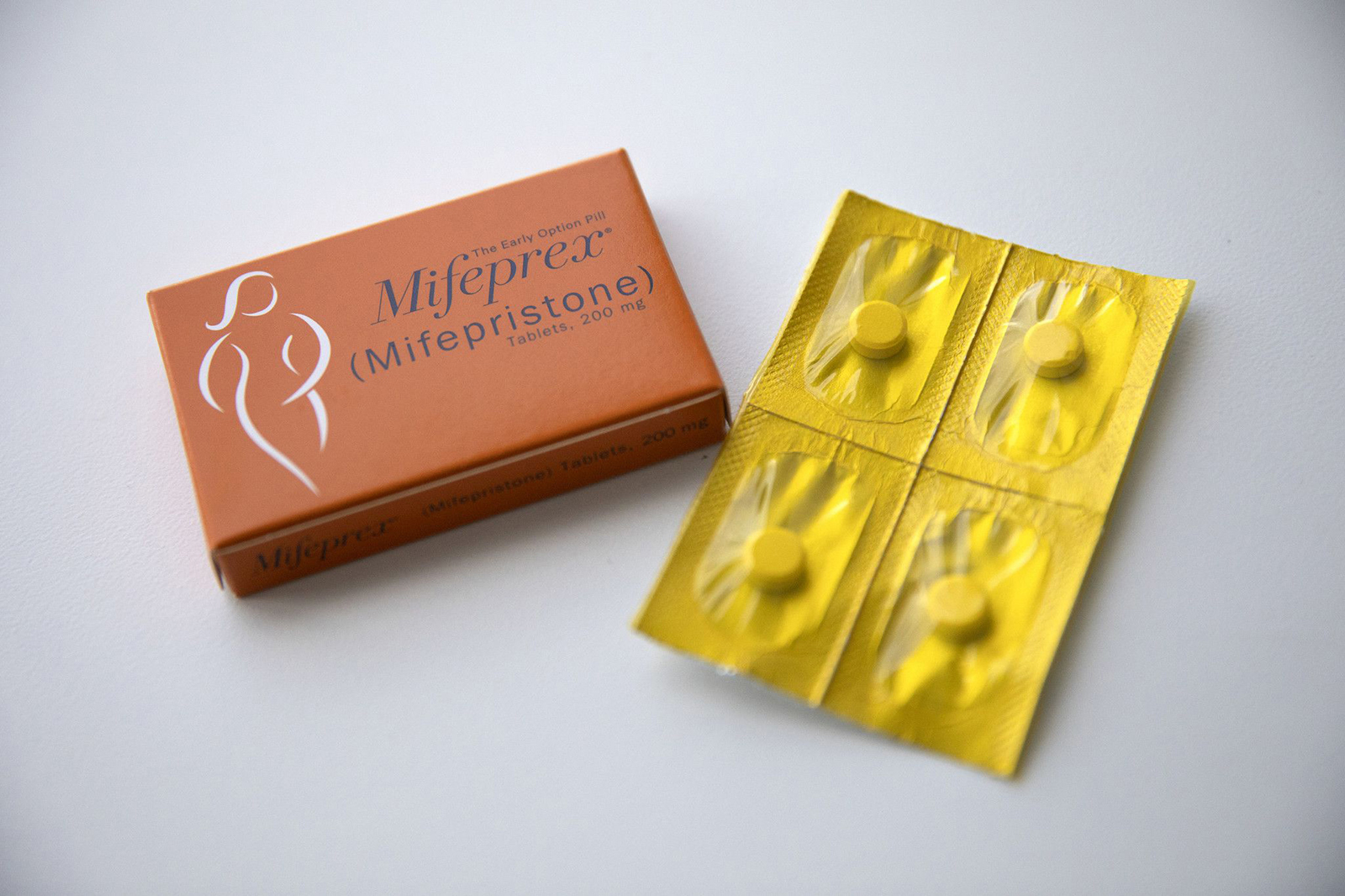 US appeals court upholds restrictions on abortion pill access